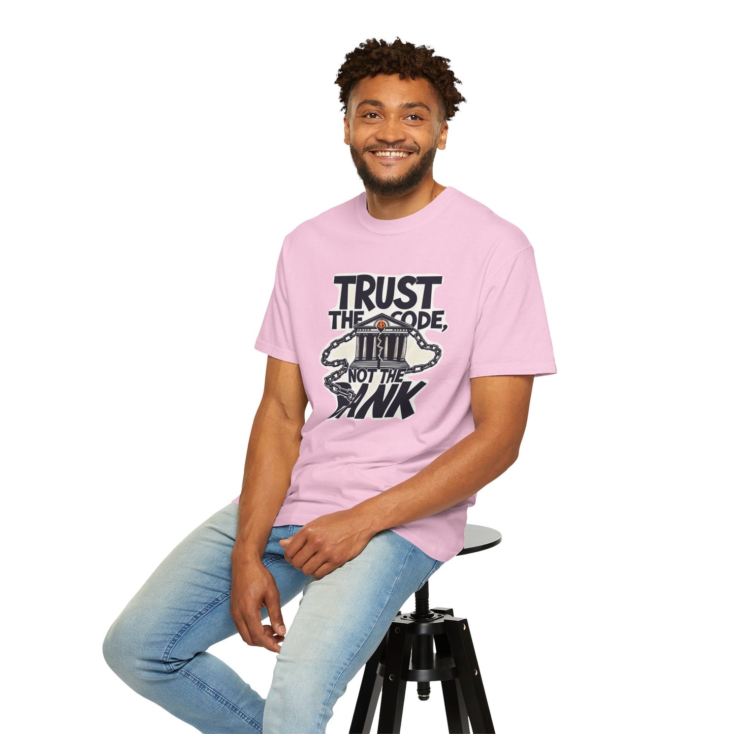 T-Shirt Trust the Code Not the Bank