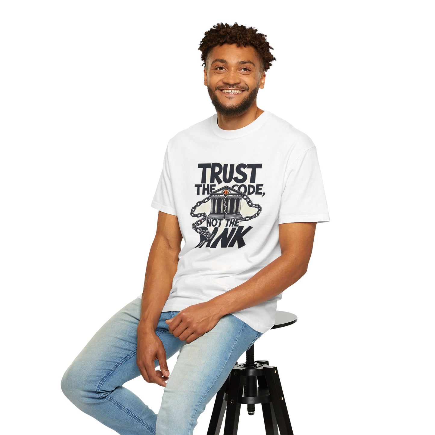 T-Shirt Trust the Code Not the Bank